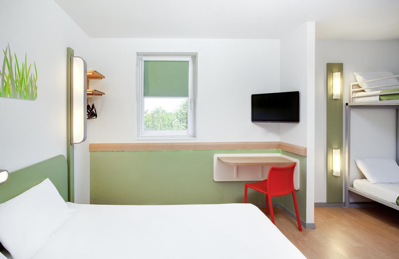 Ibis Budget Clermont Ferrand Centre Montferrand מראה חיצוני תמונה